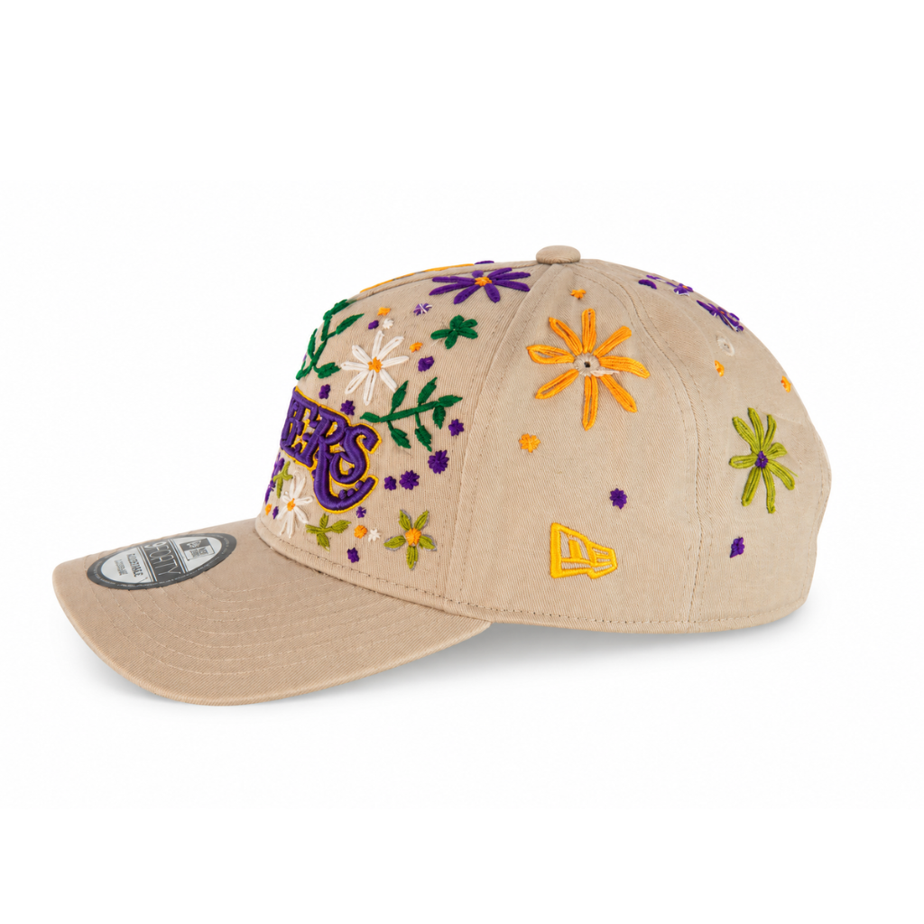 Los Angeles Lakers Meadow Bloom Embroidered 9FORTY Adjustable Cap – Sand