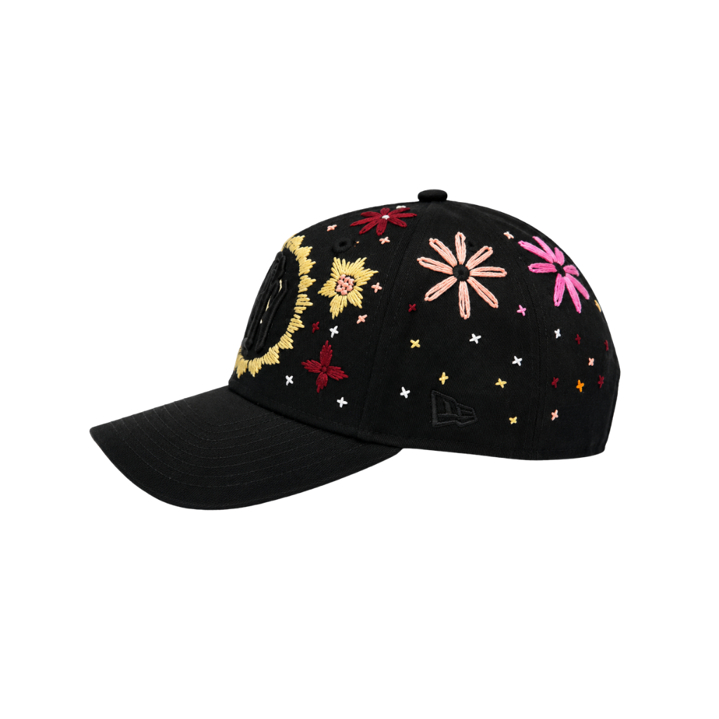 Wildgeese New York Yankees Golden Bloom Floral Embroidered Adjustable Cap – Black