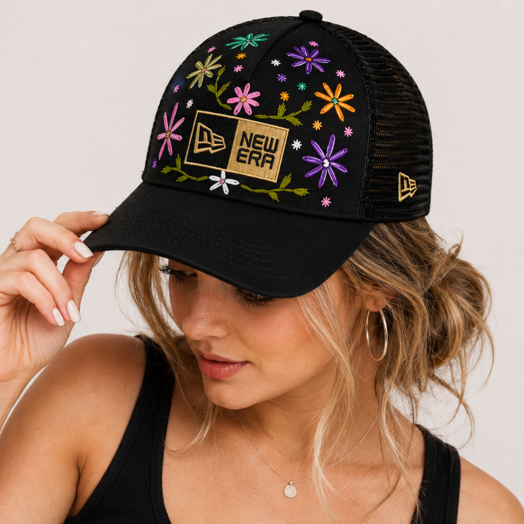 New Era Midnight Garden Floral Embroidered Trucker Cap – Black